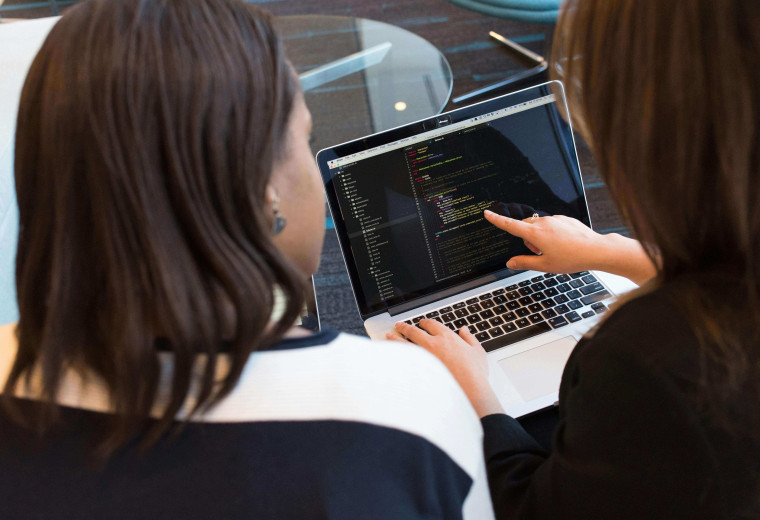 IT students to showcase innovation at AIC Career Expo