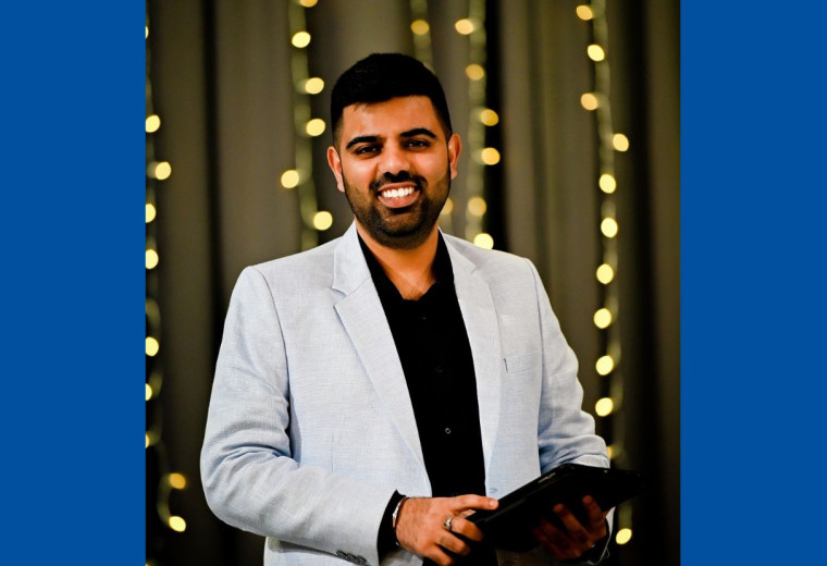 Graduate makes public proposal 
