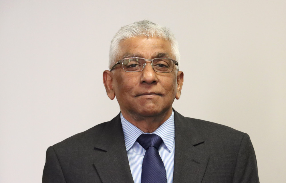 Dr Edwin Rajah